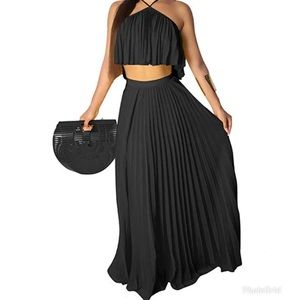 PLEATED MAXI SKIRT HALTER CROP TOP SET